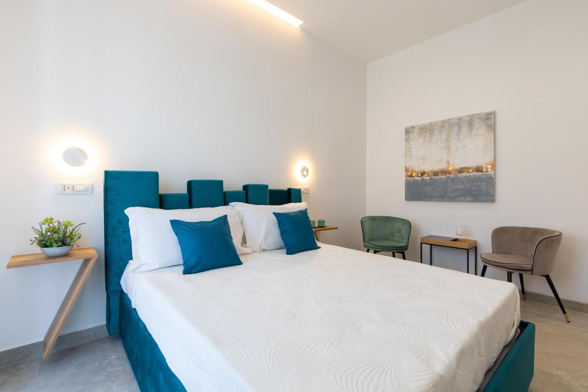 Baia Flegrea Meuble Hotel *